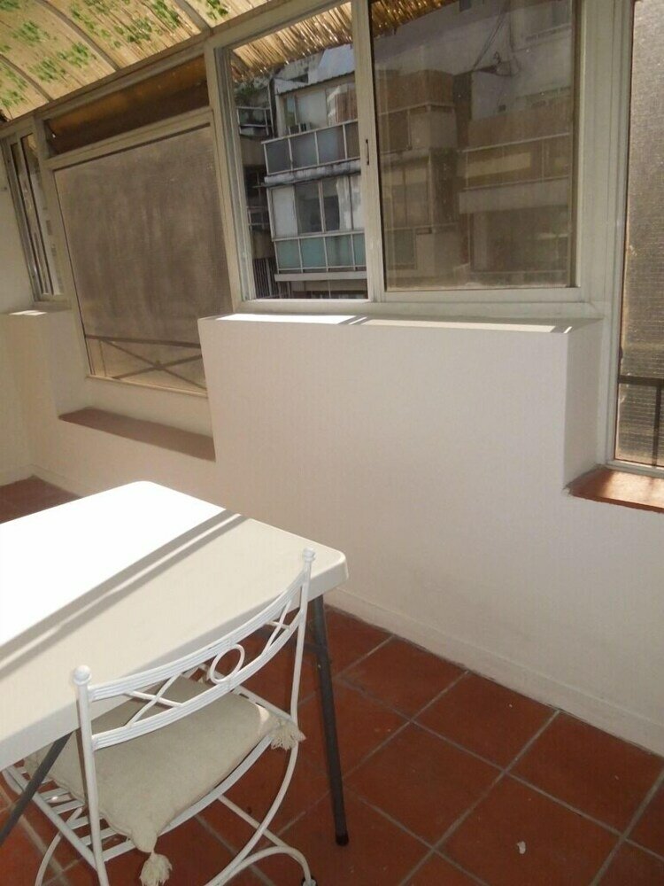 Фото Luminoso Dos Ambientes EN Recoleta