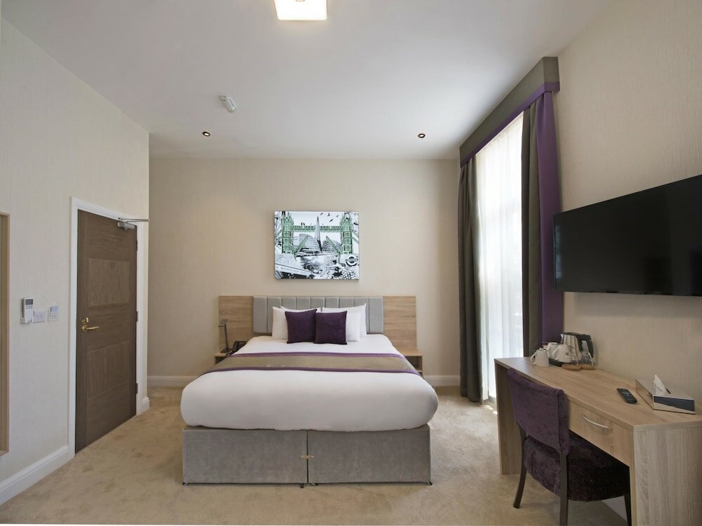 Фото Oyo Townhouse 30 Sussex Hotel, London Paddington