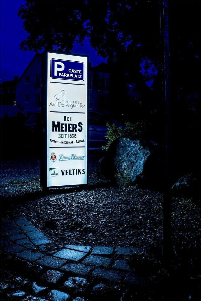 Фото Hotel Am Dalwigker Tor