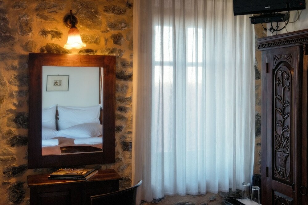 Фото Eos Authentic Experience