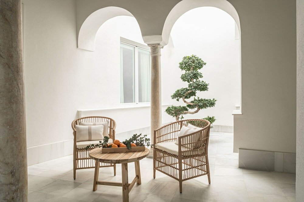 Фото Mylu Suites by Puerta Catedral