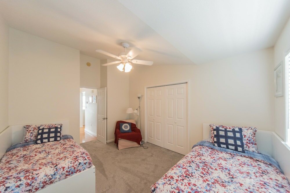 Фото Lake-front Luxury 5bdrm on Kentucky Lake - Jz Vacation Rentals