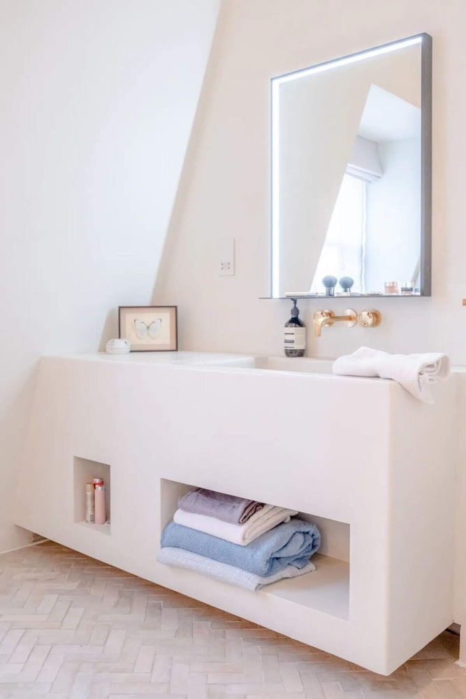 Фото Luxurious & Unique 3bd House - Brixton