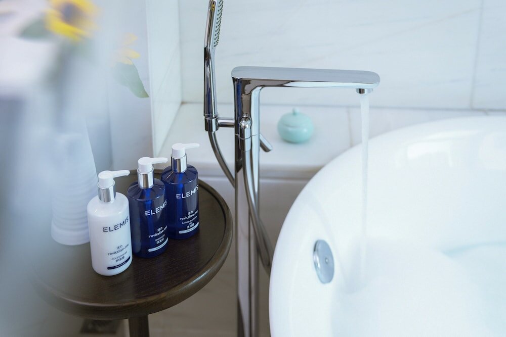 Фото Xiaochaguniang minsu