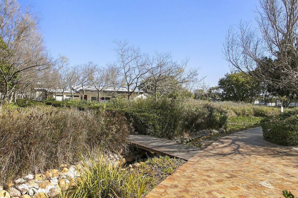 Фото Links 2146 by HostAgents