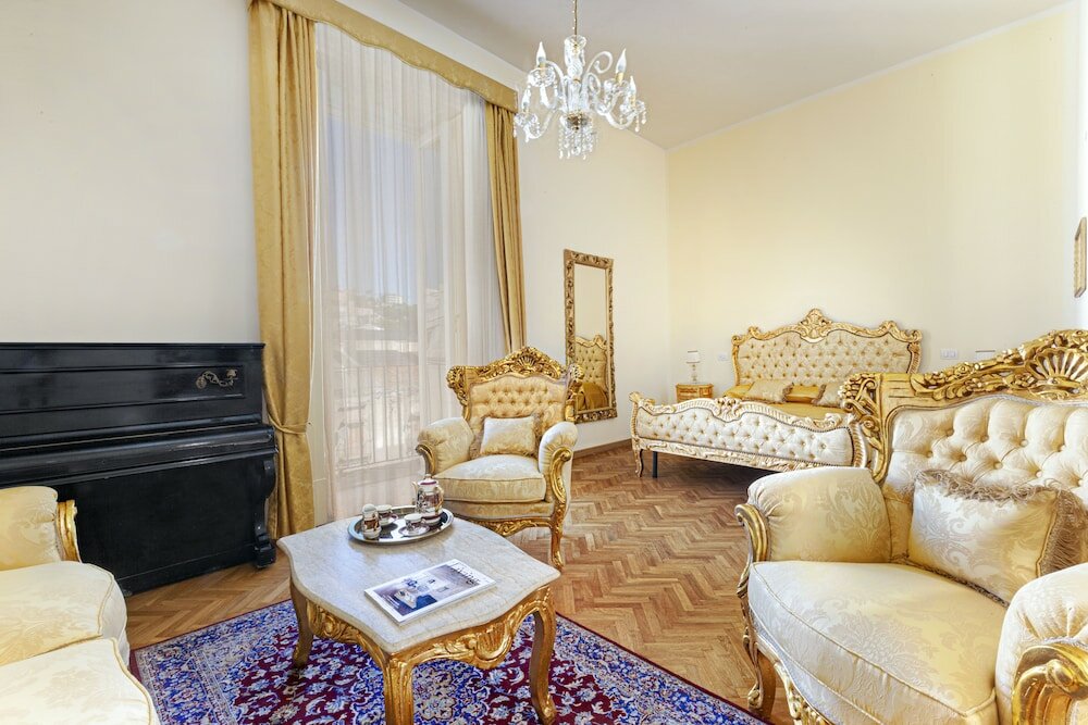 Фото Relais Antica Napoli