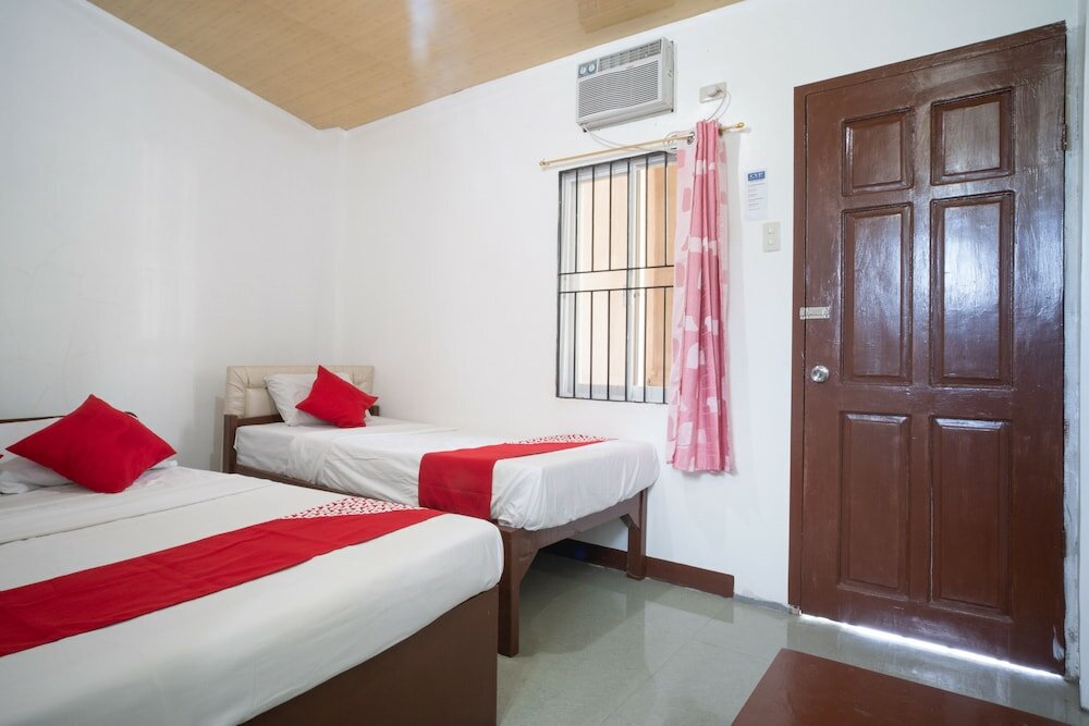 Фото Oyo 615 Cvp Hotel