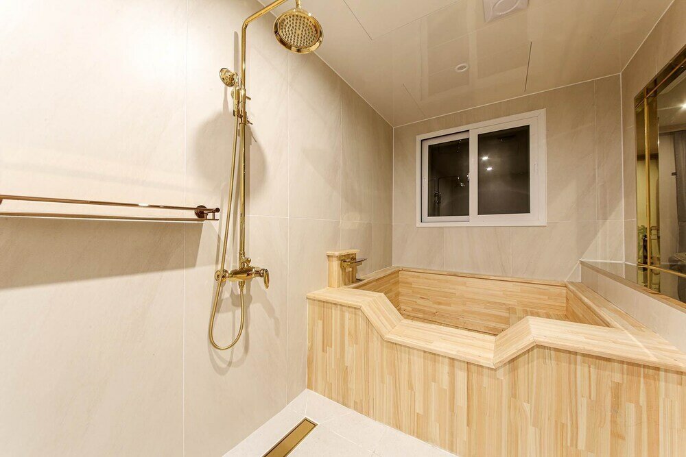 Фото Denbasta Premium Hotel Bumil