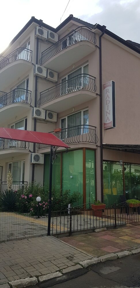 Фото Hotel Radina