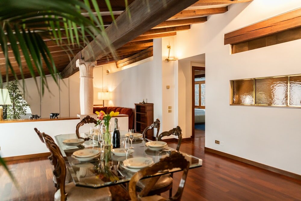 Фото Prestigious Residence Brà with a turret overlooking Verona