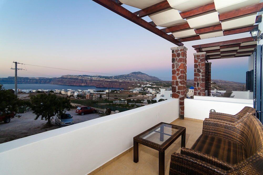 Фото Aelia Suites