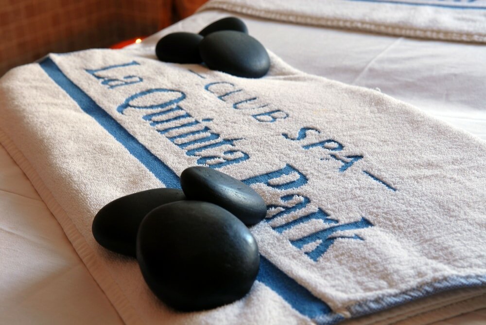 Фото Residencial La Quinta Park Suites