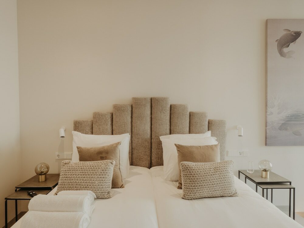 Фото Comfy Studios