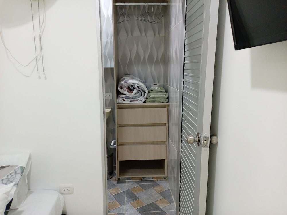 Фото Hostal Willy Home