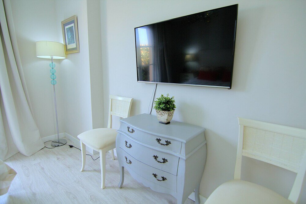 Фото Oasis de Riviera Apartment