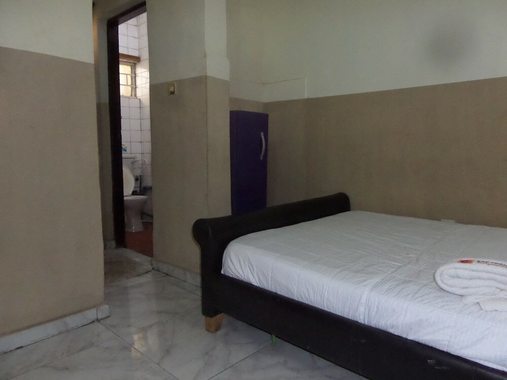 Фото Ikeja Transit Hotel Iyala