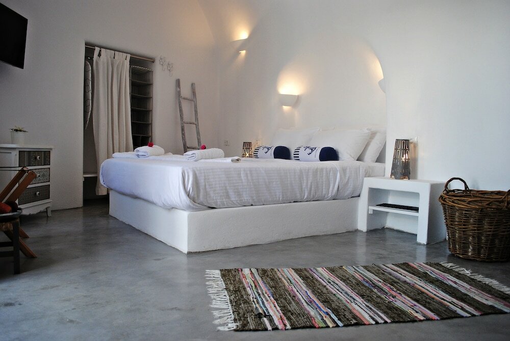 Фото Naftilos Houses