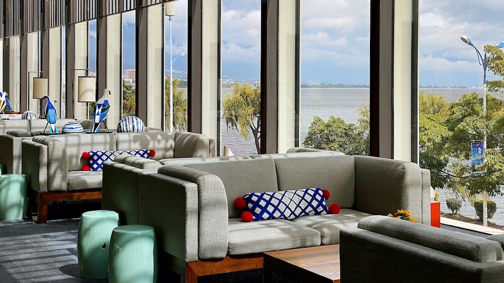 Фото Hotel Indigo Dali Erhai