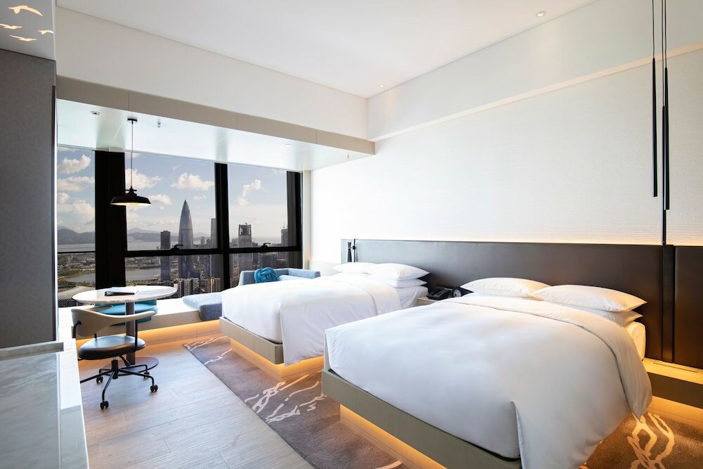 Фото Renaissance Shenzhen Bay Hotel
