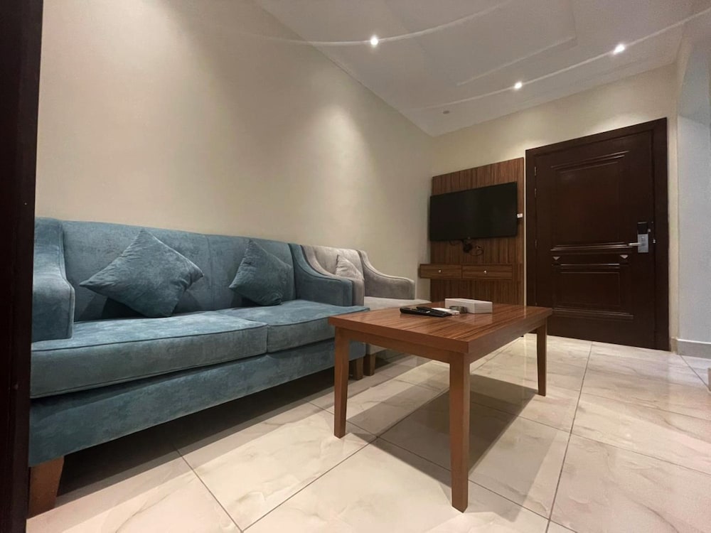 Фото Oyo 661 Al Tamayoz Al Raqi Al