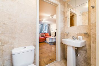 Фото My Serviced Space - Battersea 1a