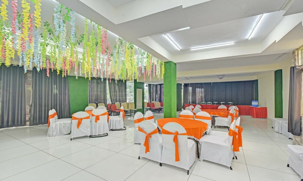 Фото Itsy by Treebo - Krishna Heights