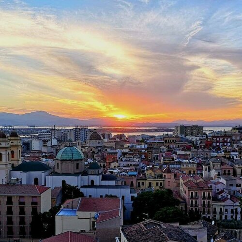 Гостиница Le Residenze di Carlà в Кальяри