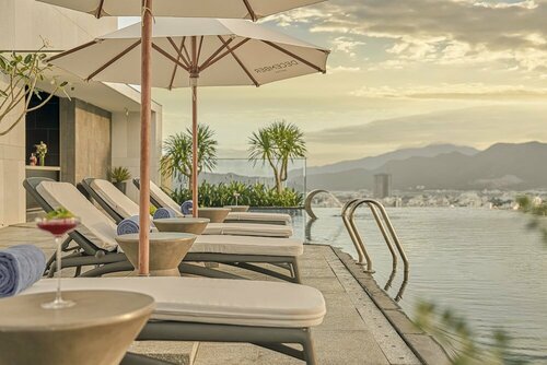Гостиница December Hotel в Нячанге