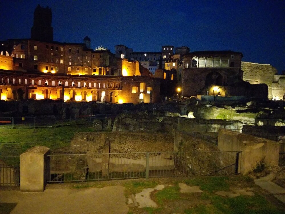 Фото A Home in Rome