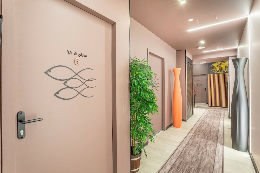 Фото Adira Résid'Marseille Vieux-Port