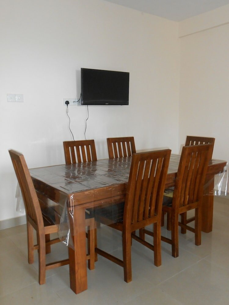 Фото Colombo Apartments - Harmers Avenue