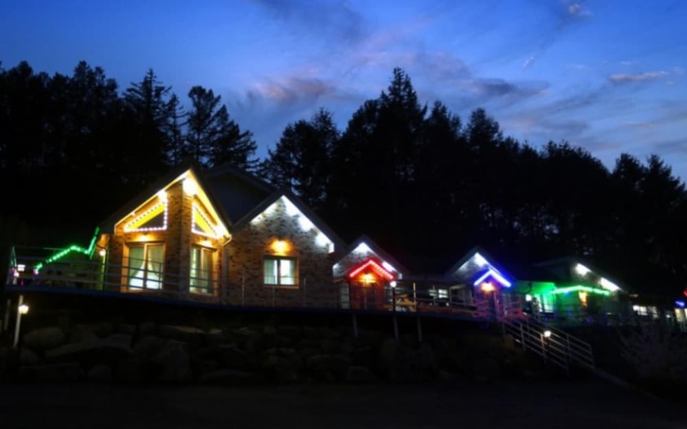 Фото Jeongseon Starjari Pension