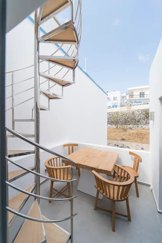 Фото Nostos Apartments Fira