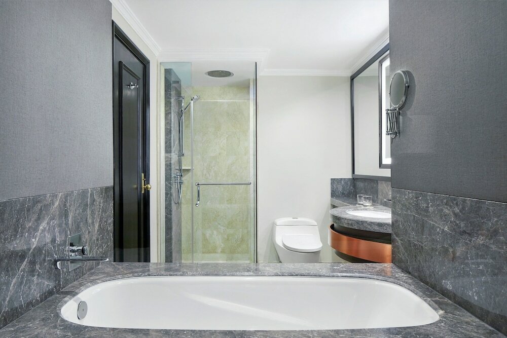 Фото Sheraton Surabaya Hotel and Towers