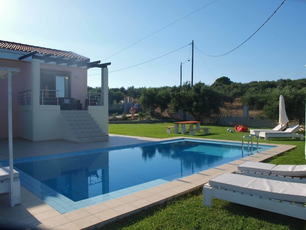 Фото Villa Roula 3br Sea view Viila in Chania