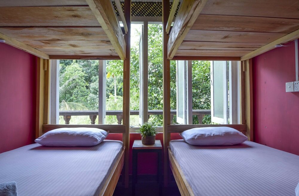 Фото Jay's Bunks-Kandy Hostel - Adults Only