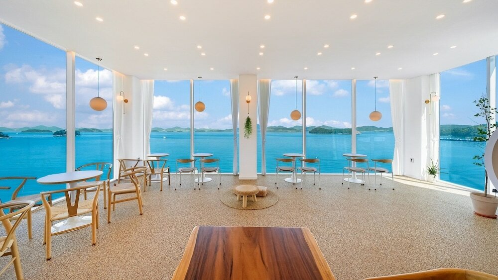 Фото Yeosu Riaeddo Poolvilla Pension