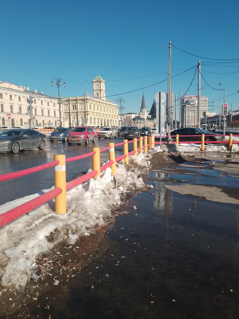 Railway station Вокзал Пискарёвка, Saint Petersburg, photo