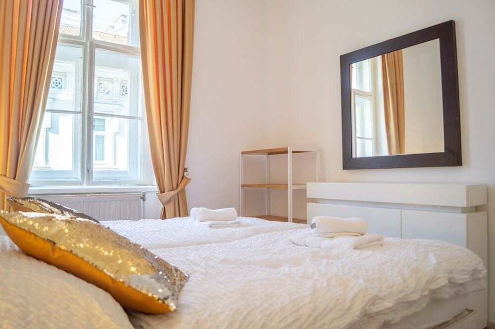 Фото Modern Apartment in The Heart of Vienna 10