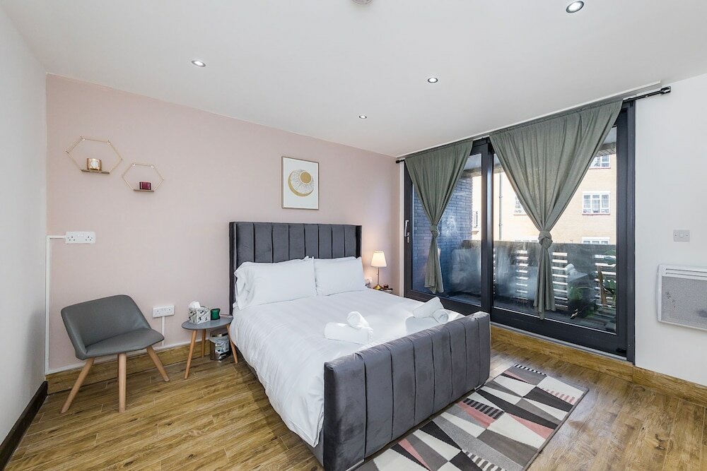 Фото Edgware Hub