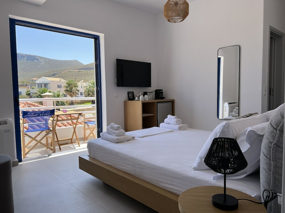 Фото Kythera Beach Apartments