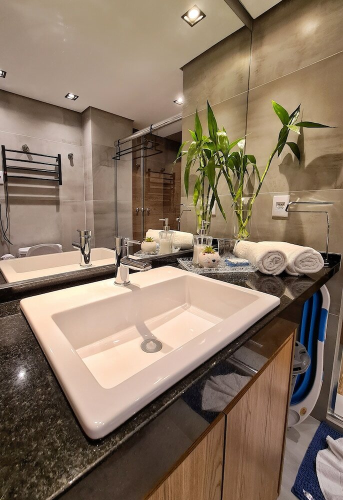 Фото Dúplex Luxo com Piscina Aquecida, Lareira e Wifi