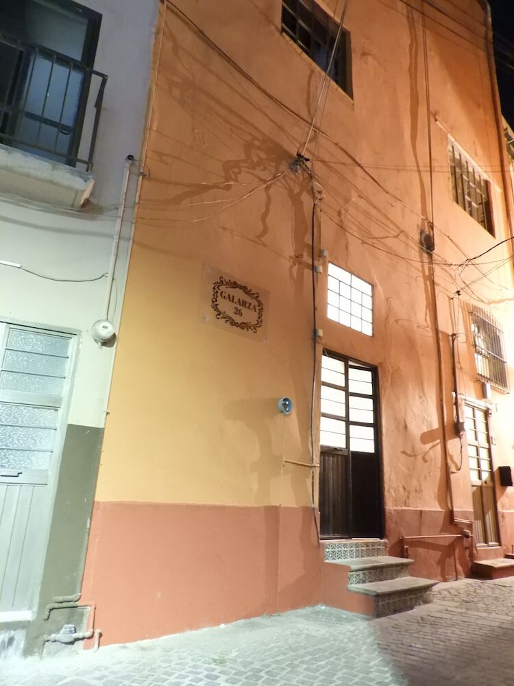 Фото Suites Santa Posada Galarza 24