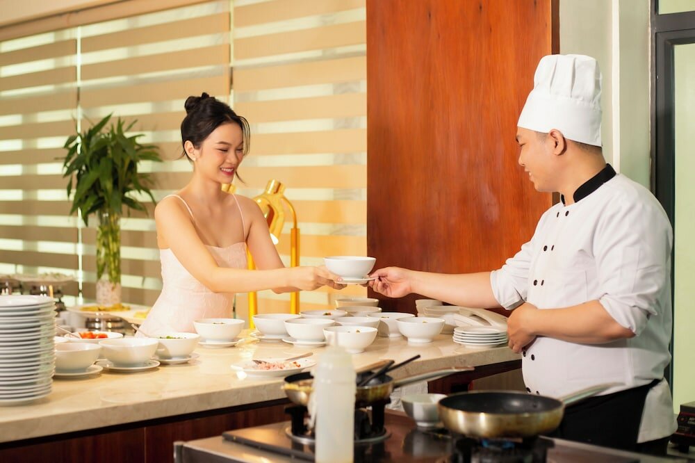 Фото Ht World Hotel