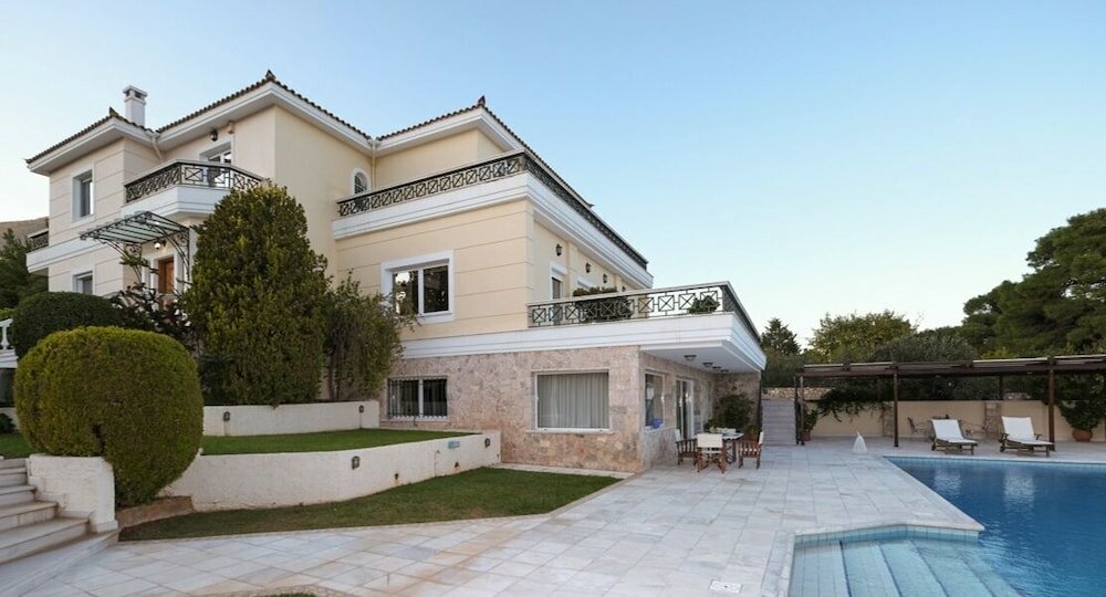 Фото Sublime Luxurious homm Villa in Paiania