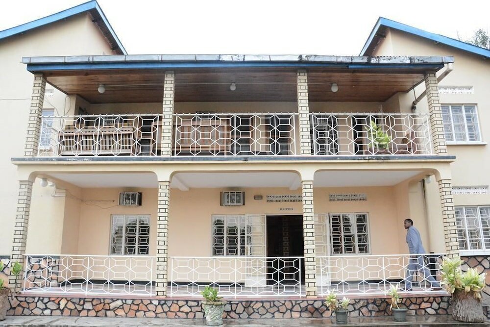 Фото Rwenzori International Hotel