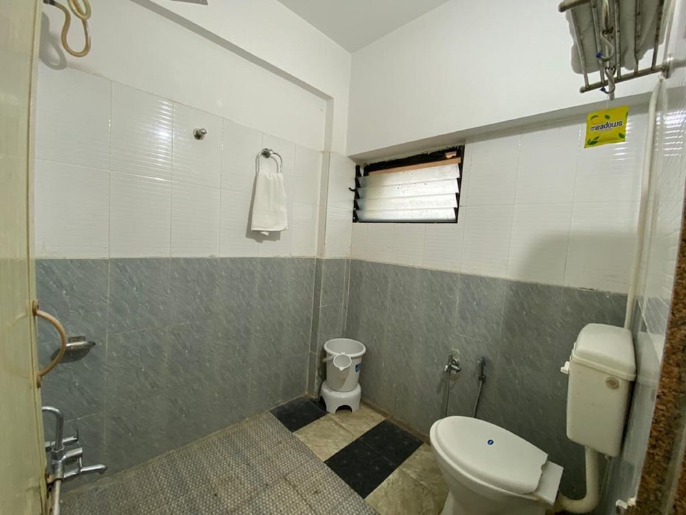 Фото Hotel Motera Inn