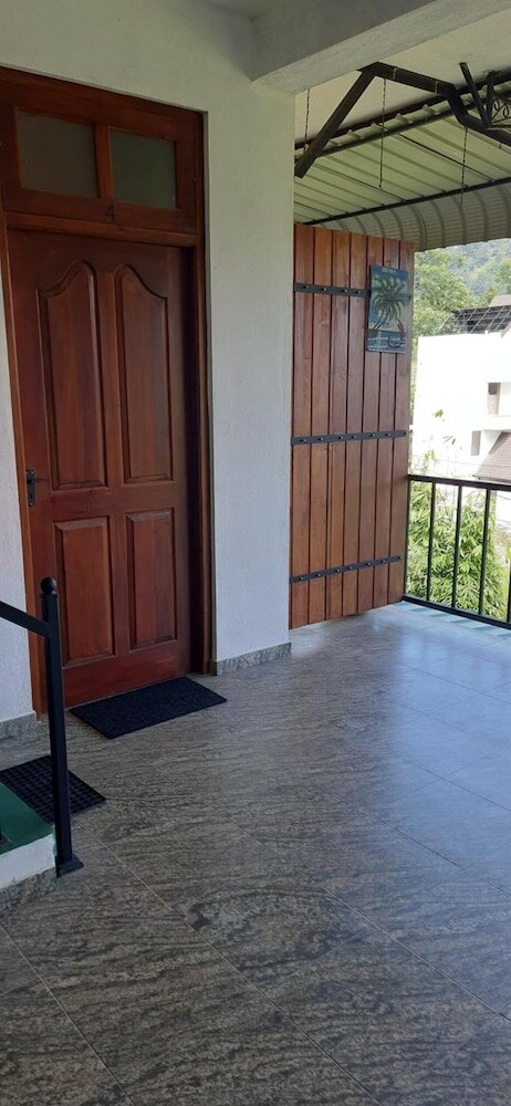 Фото The Zenith Inn Ella