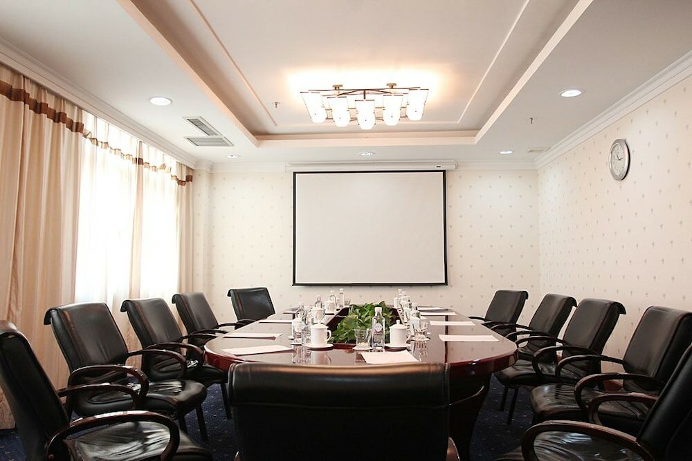 Фото Zhongfayuan Hotel