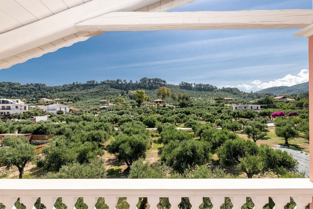 Фото Arazzo Apartments